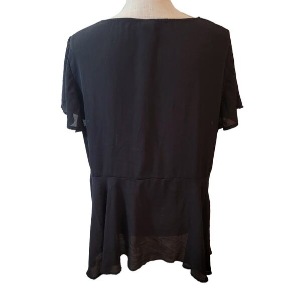 Torrid Georgette Tie Front Flutter Sleeve Black Blouse Size 1/1x - Picture 4 of 6